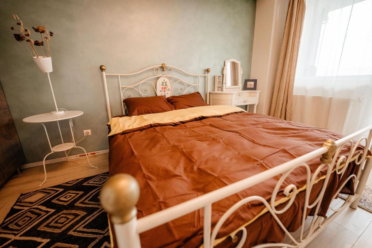 شقة كلوج-نابوكا  في Bright And Cozy Design Apt With Office المظهر الخارجي الصورة